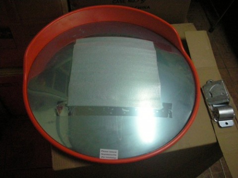 กระจกโค้งโพลีฯ 24"